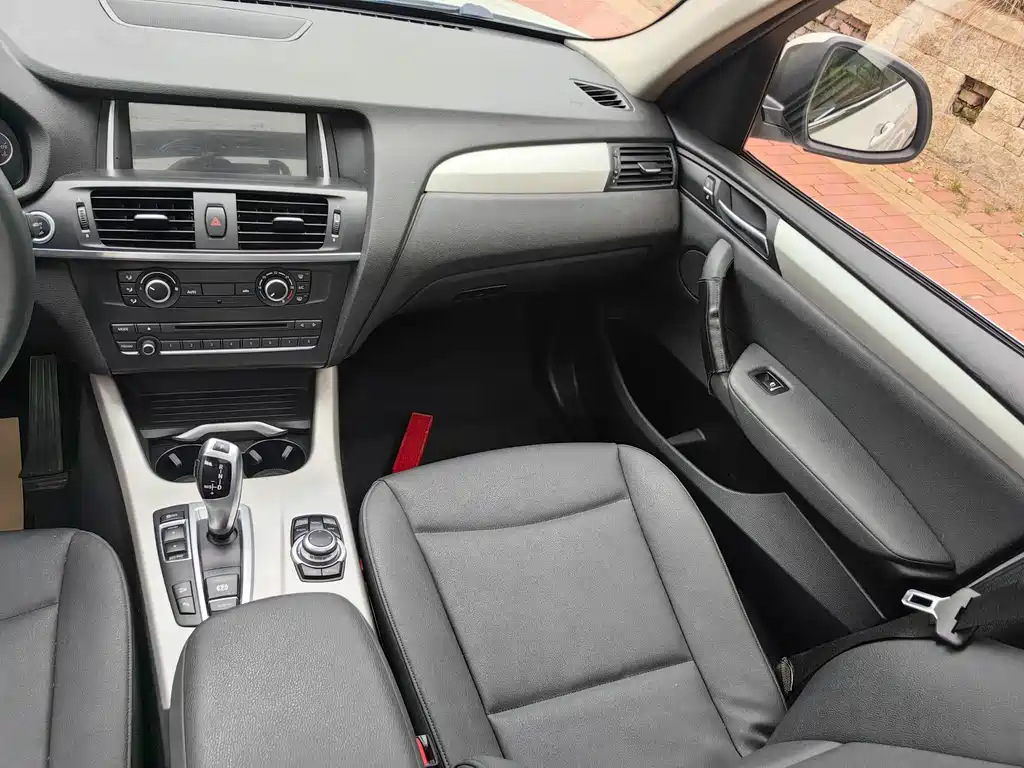 BMW X3 (Import) — миниатюра 10