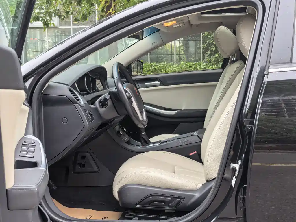 Roewe Wei Wei 550 — миниатюра 10