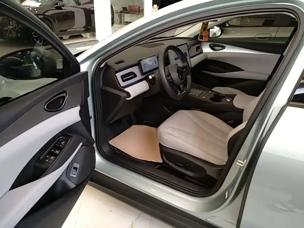BYD Seal 06 DM-i Touring — миниатюра 16