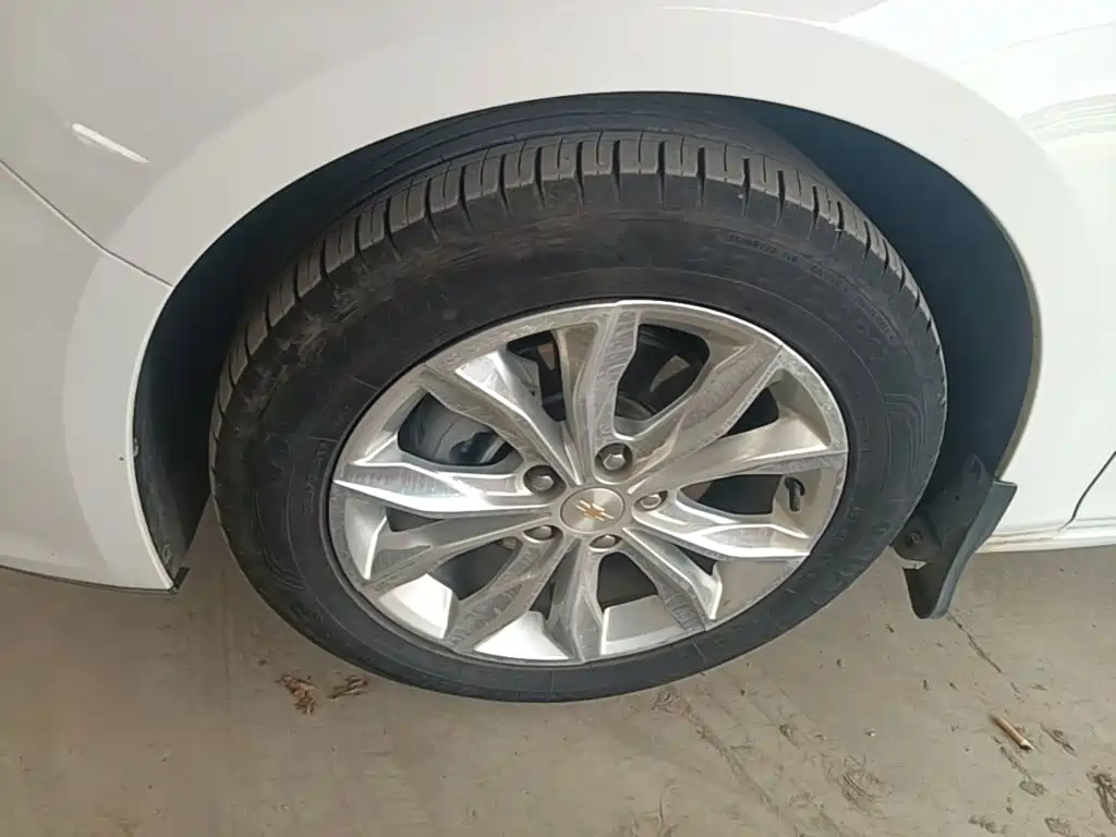 Chevrolet Malibu XL — миниатюра 23