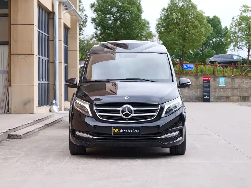 MERCEDES-BENZ V CLASS