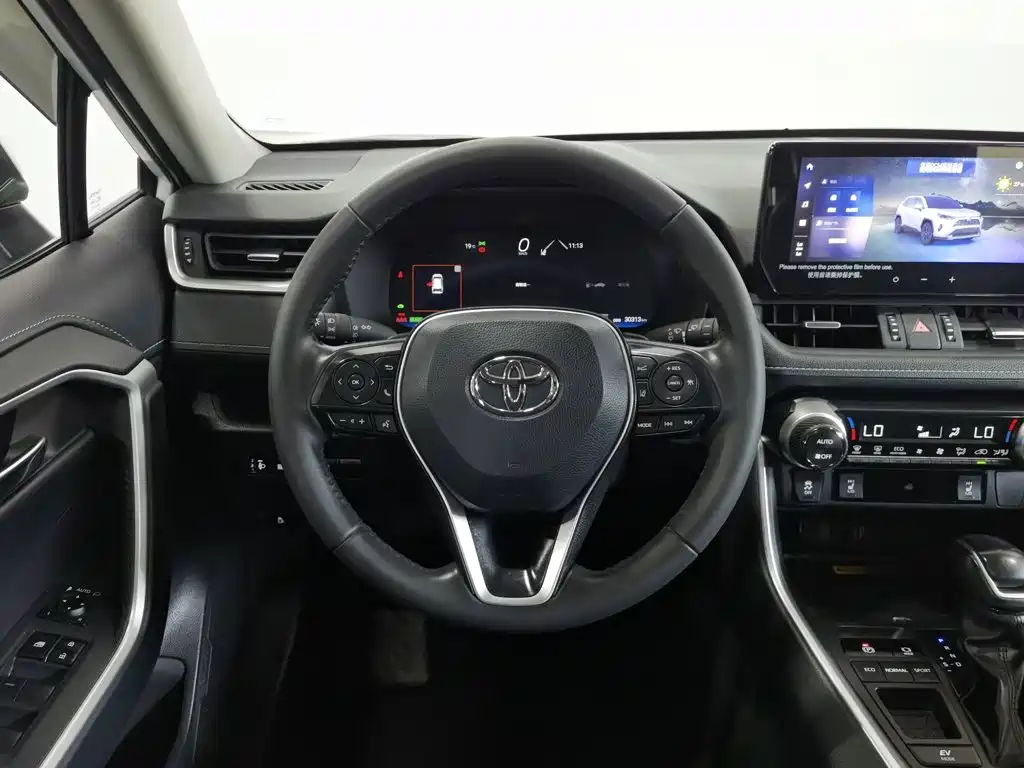 Toyota RAV4 — миниатюра 11