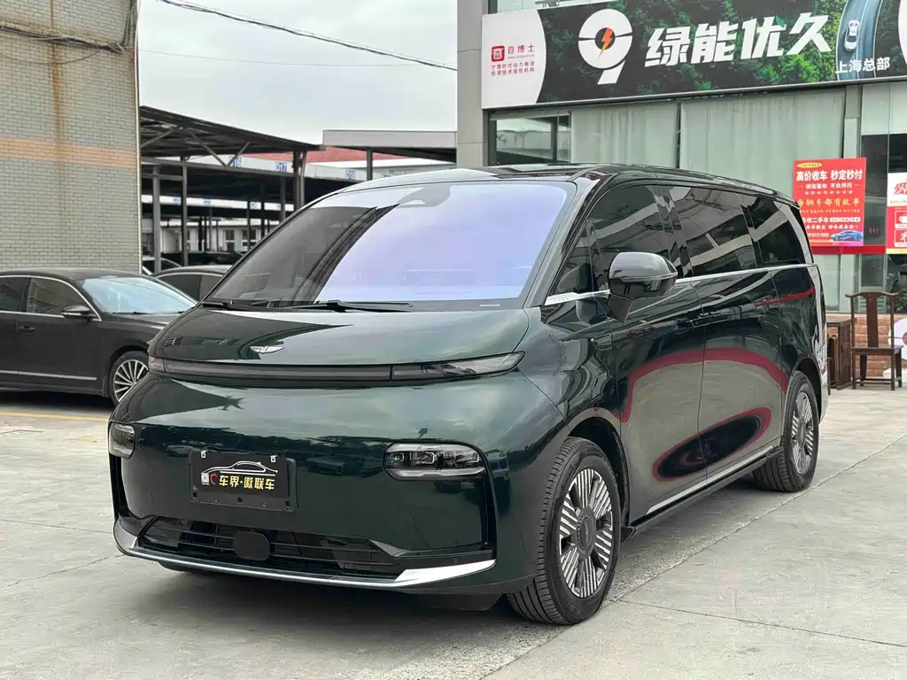 GEELY GALAXY WING TRUE L380