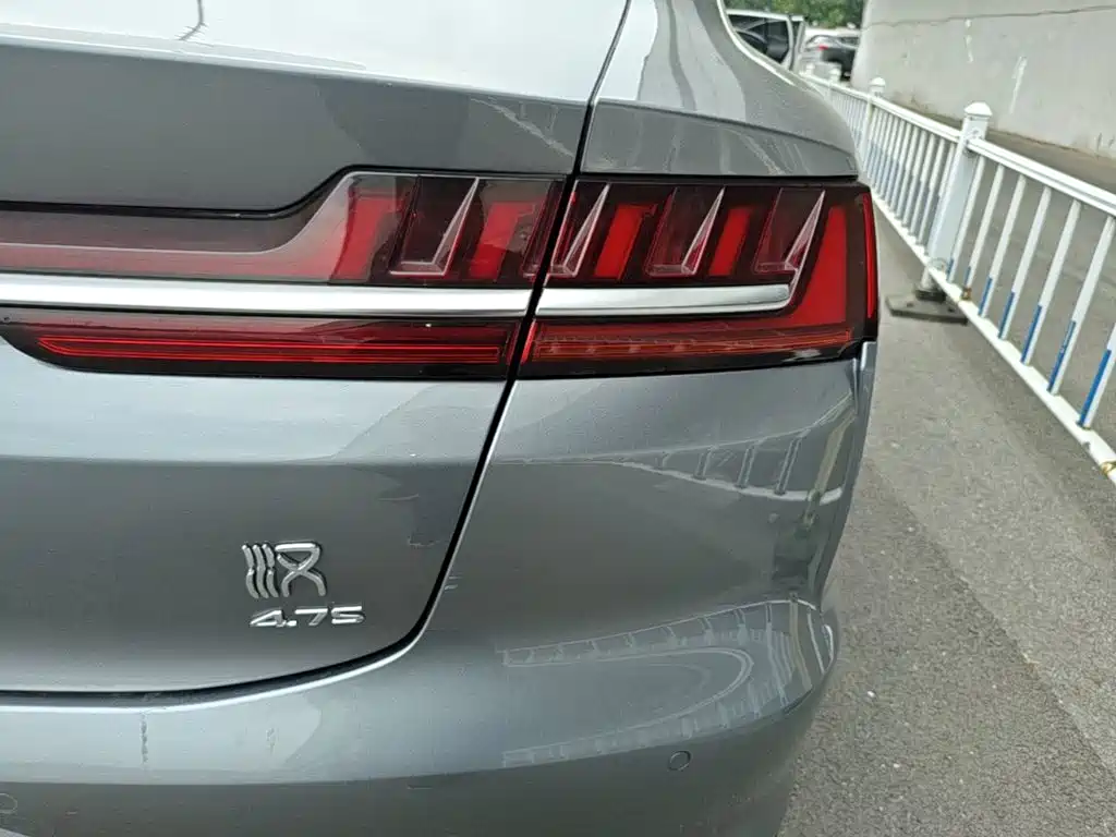 BYD Han — миниатюра 8