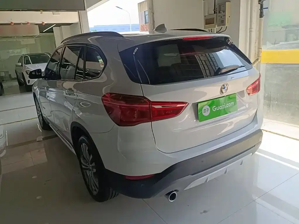 BMW X1 — миниатюра 5