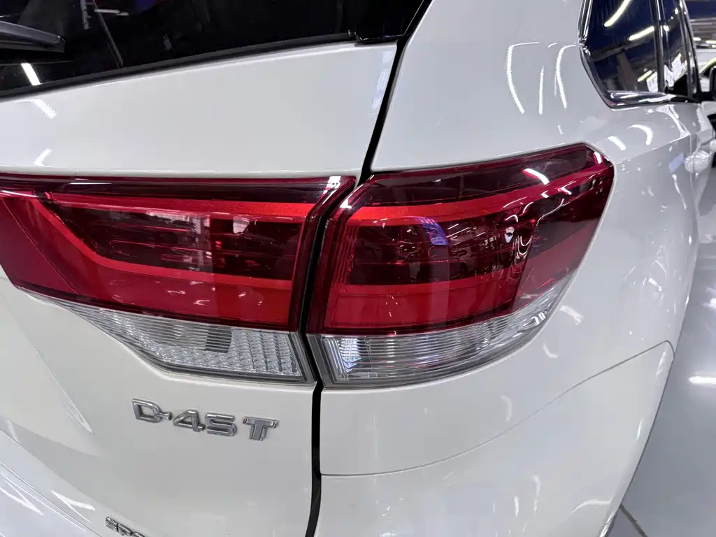 Toyota Highlander — миниатюра 20