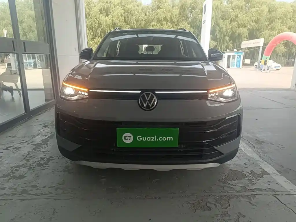 Volkswagen Tharu — миниатюра 3