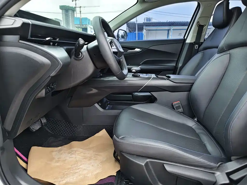 Changan Yida — миниатюра 5