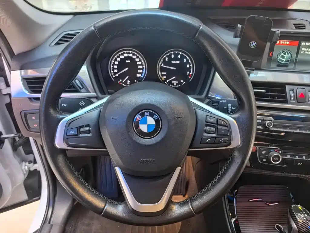 BMW X1 — миниатюра 14