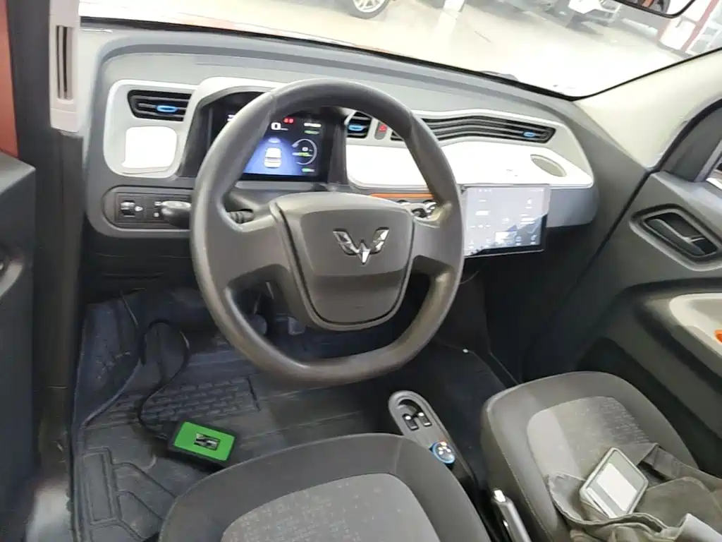 Wuling MINIEV — миниатюра 10