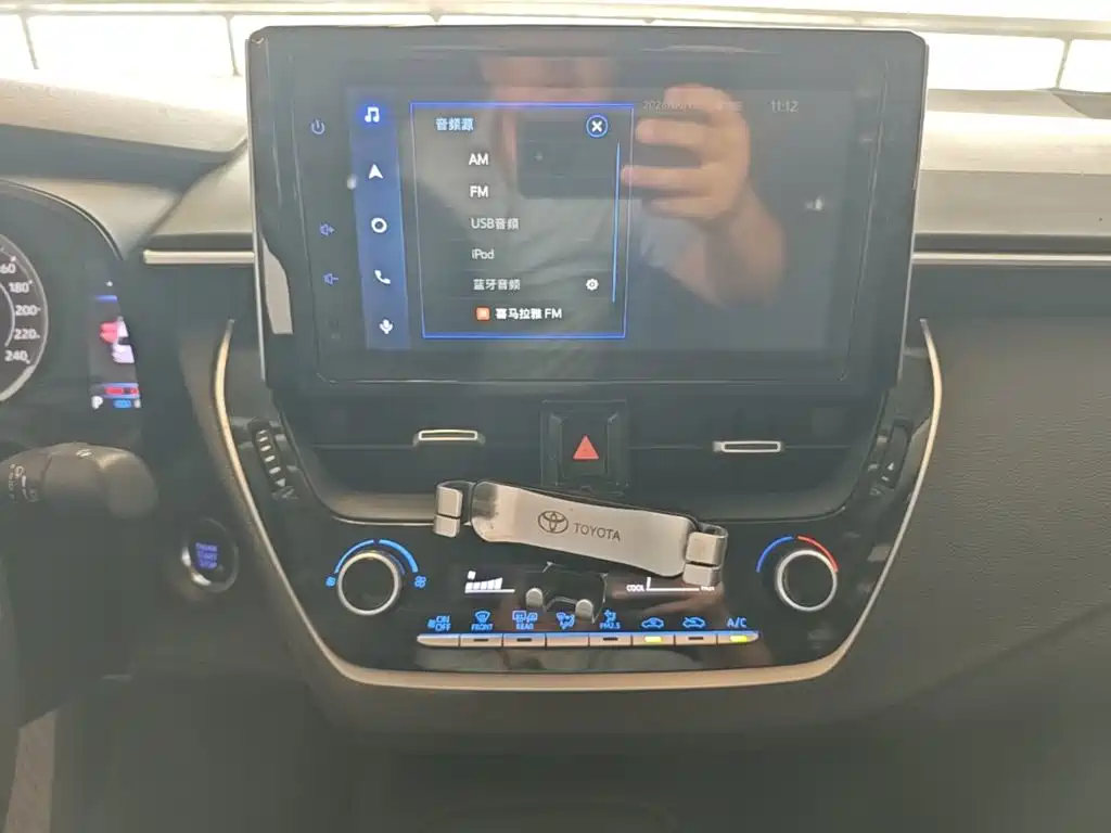 Toyota Corolla — миниатюра 13