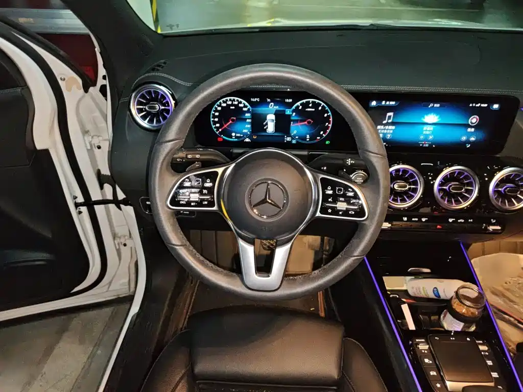 Mercedes-Benz GLA — миниатюра 3