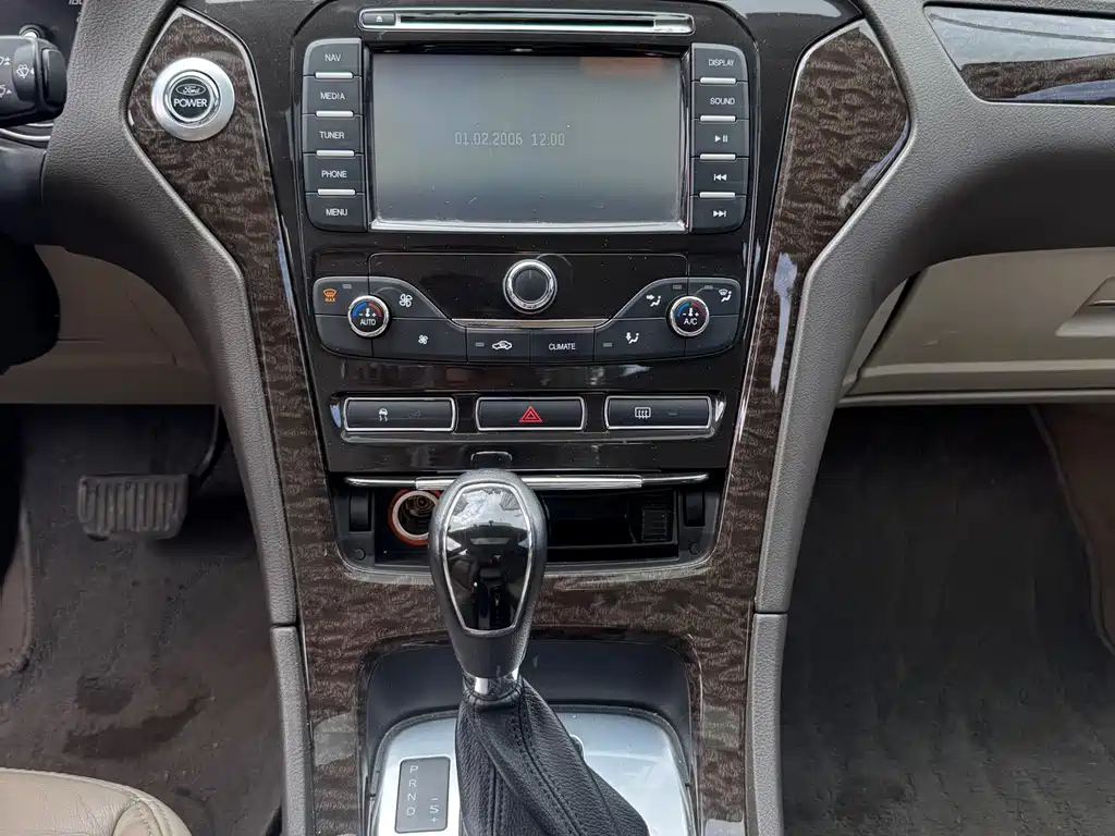 Ford Mondeo Zhisheng — миниатюра 13