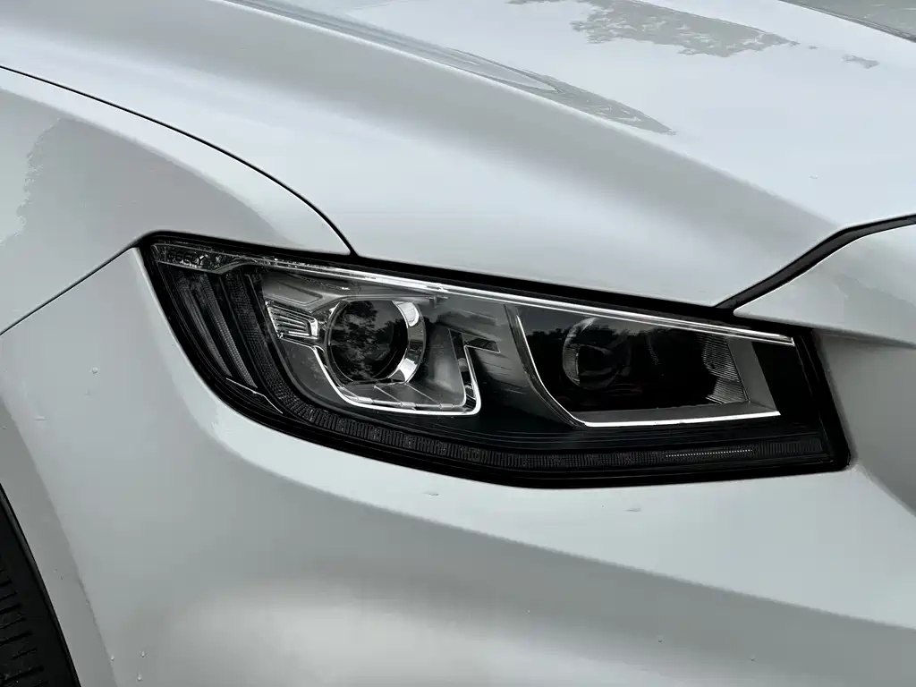 GEELY AUTOMOBILE BOYUE