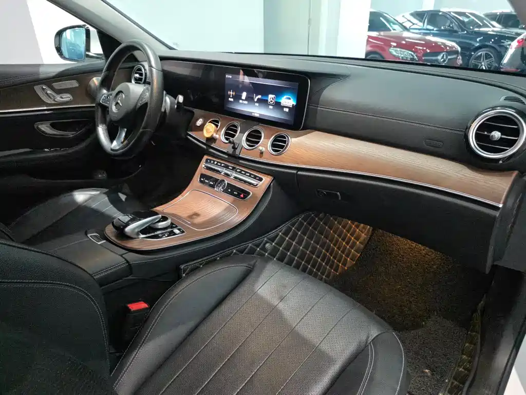 Mercedes-Benz E-Class E 2018 E 300 L Luxury