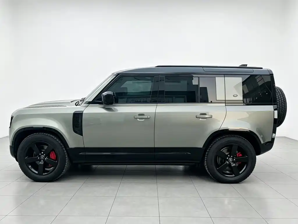 Land Rover Defender — миниатюра 5