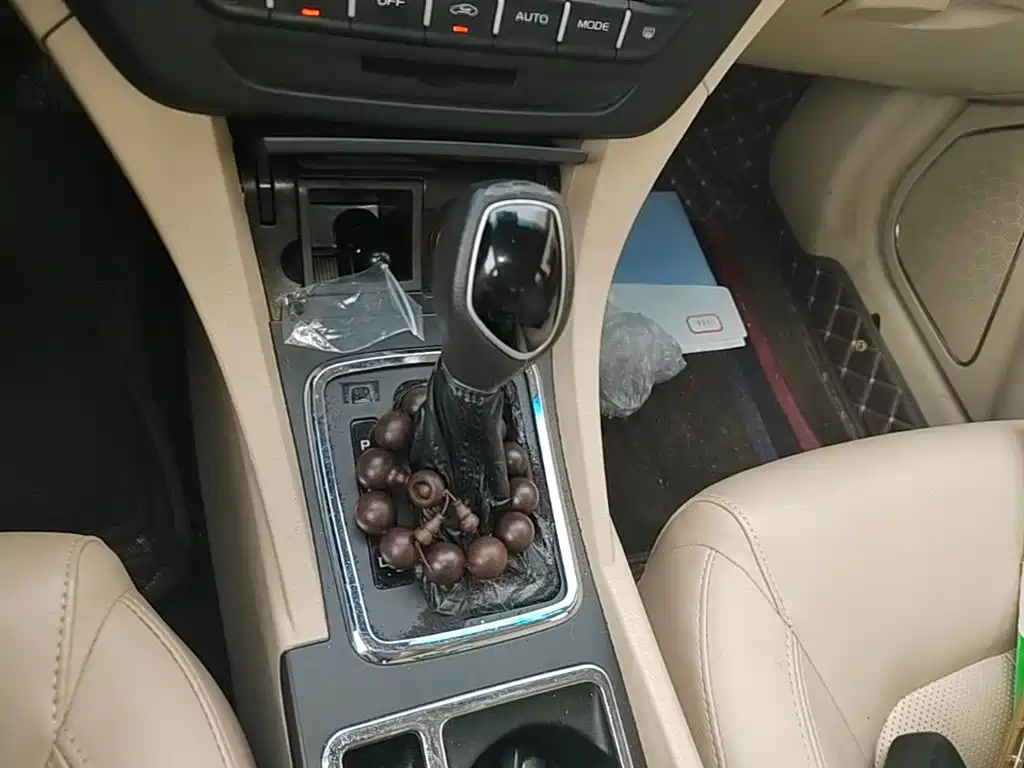 Geely Emgrand — миниатюра 14