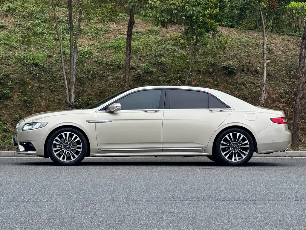 Lincoln Continental 2017 3.0T