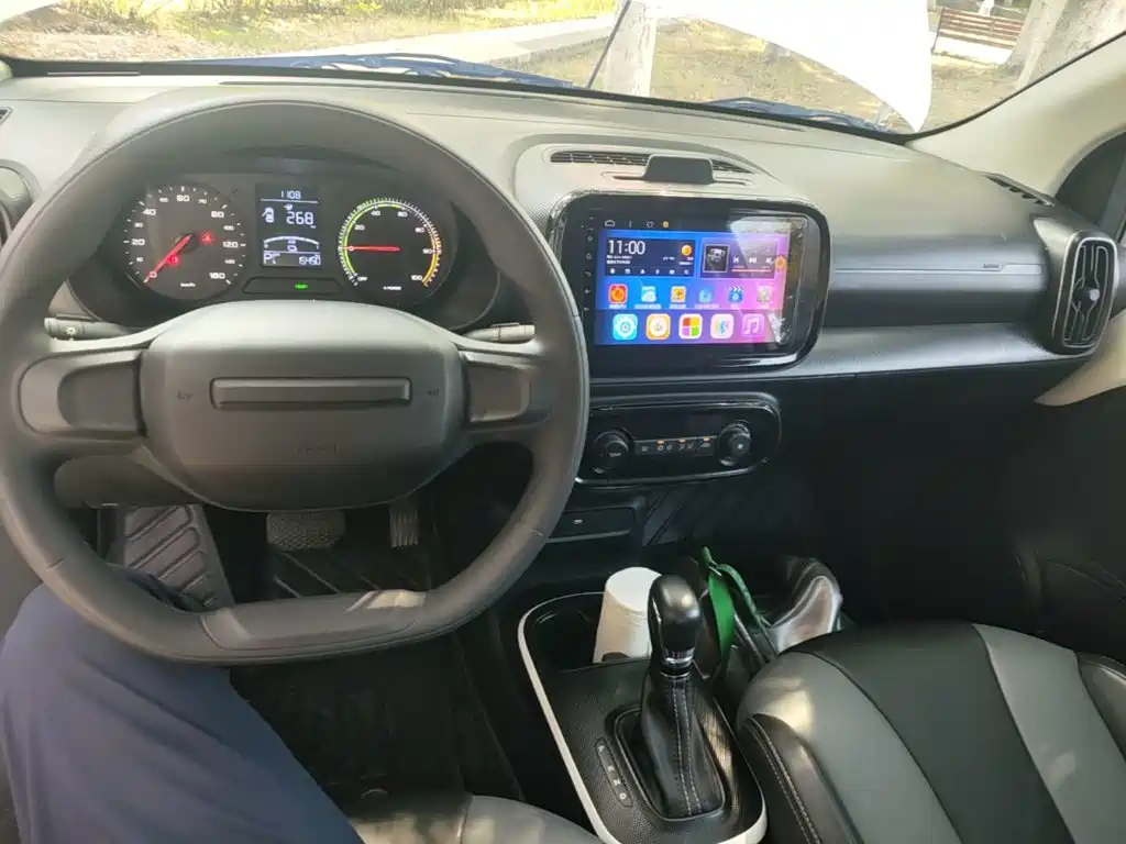 Roewe Clever — миниатюра 10