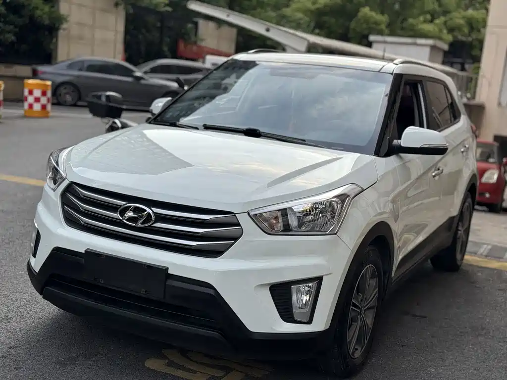 Hyundai ix25 2015