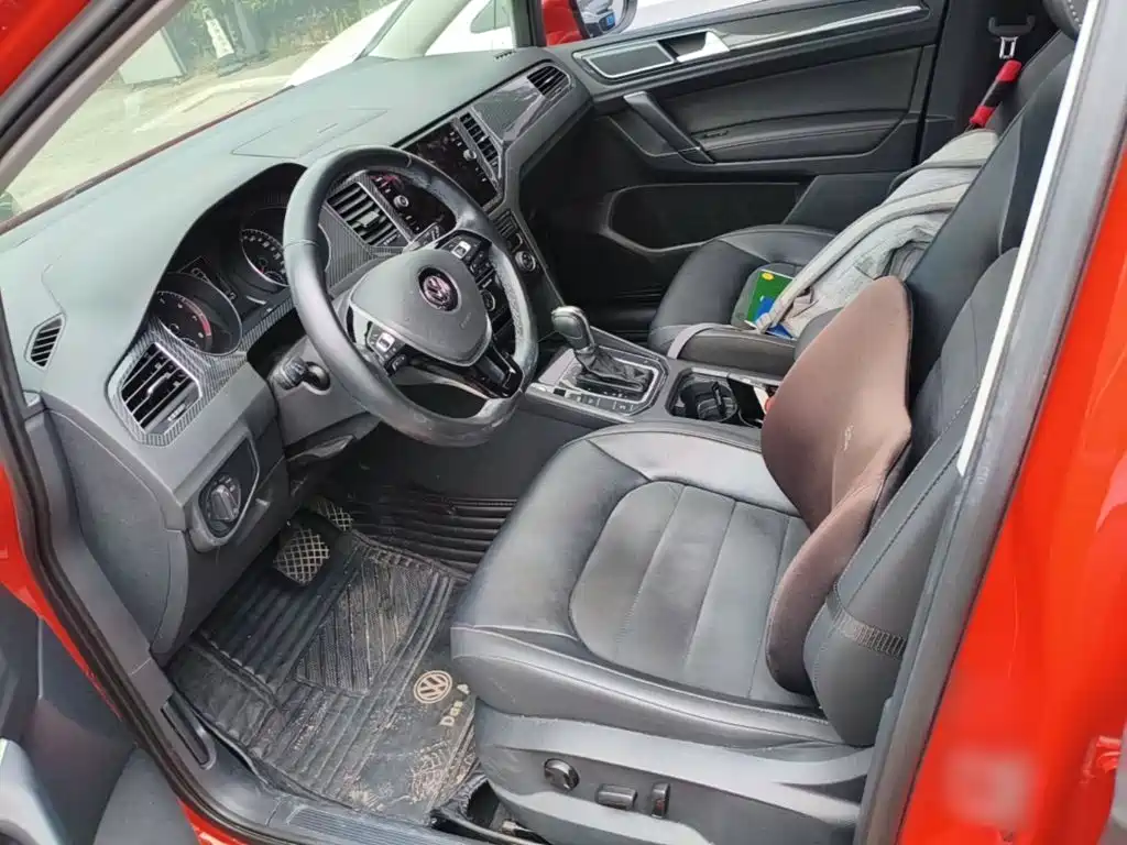 Volkswagen Golf Sportsvan — миниатюра 20
