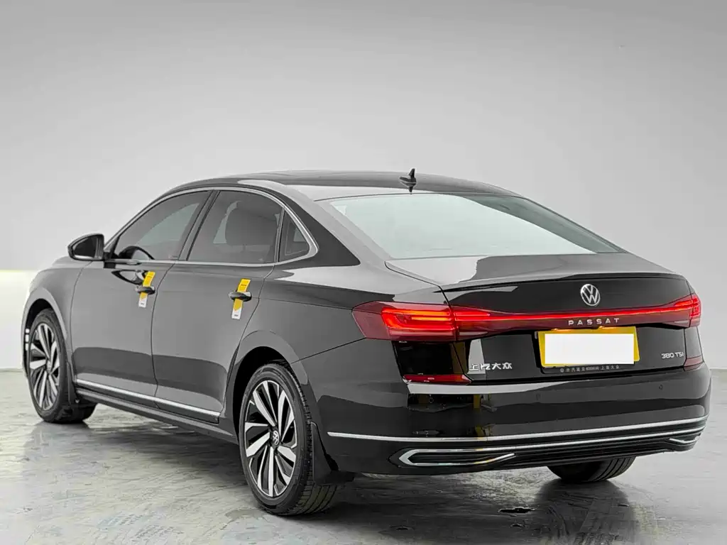 Volkswagen Passat — миниатюра 6
