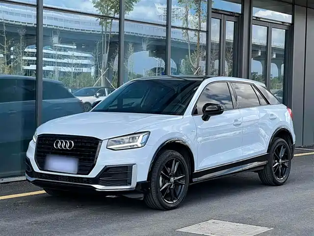 AUDI  Q2L 2020