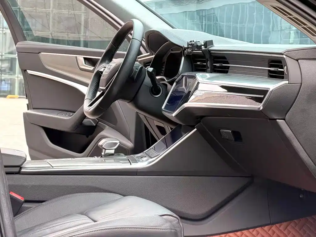 Audi A6L — миниатюра 4
