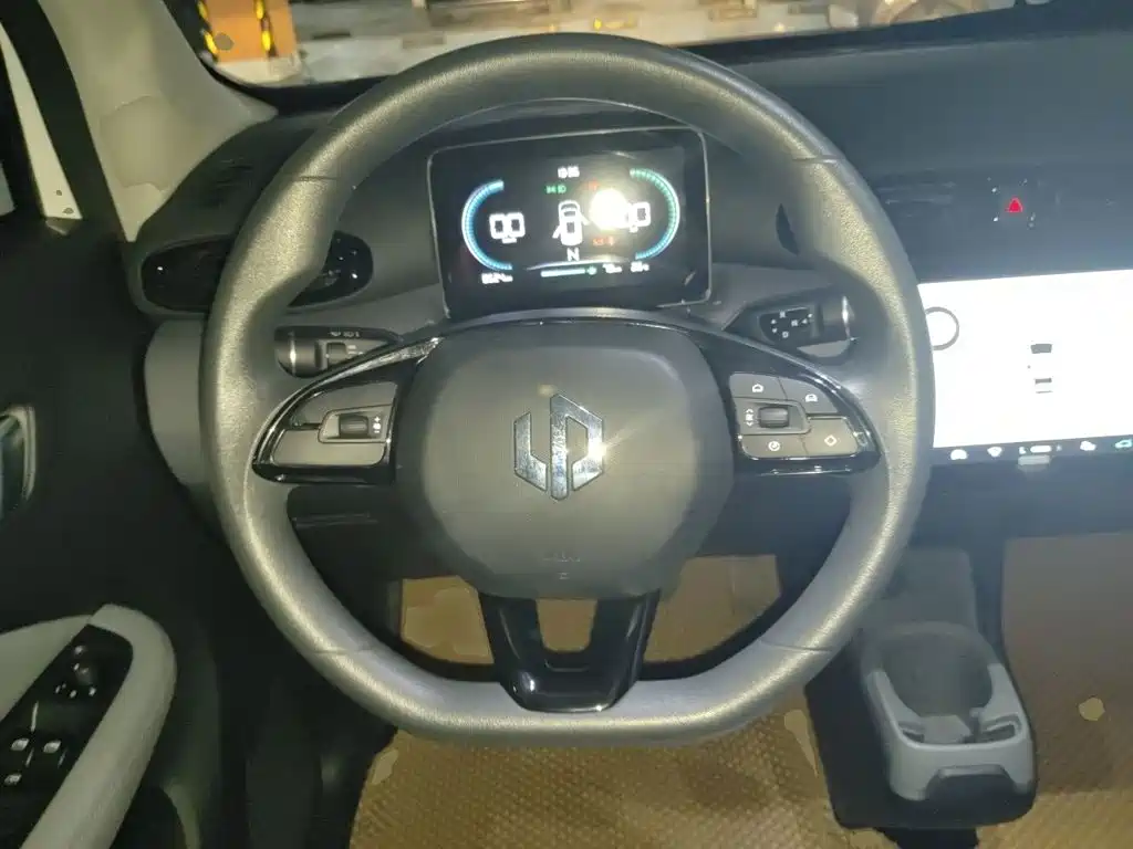 Leapmotor Leapmotor T03 — миниатюра 11