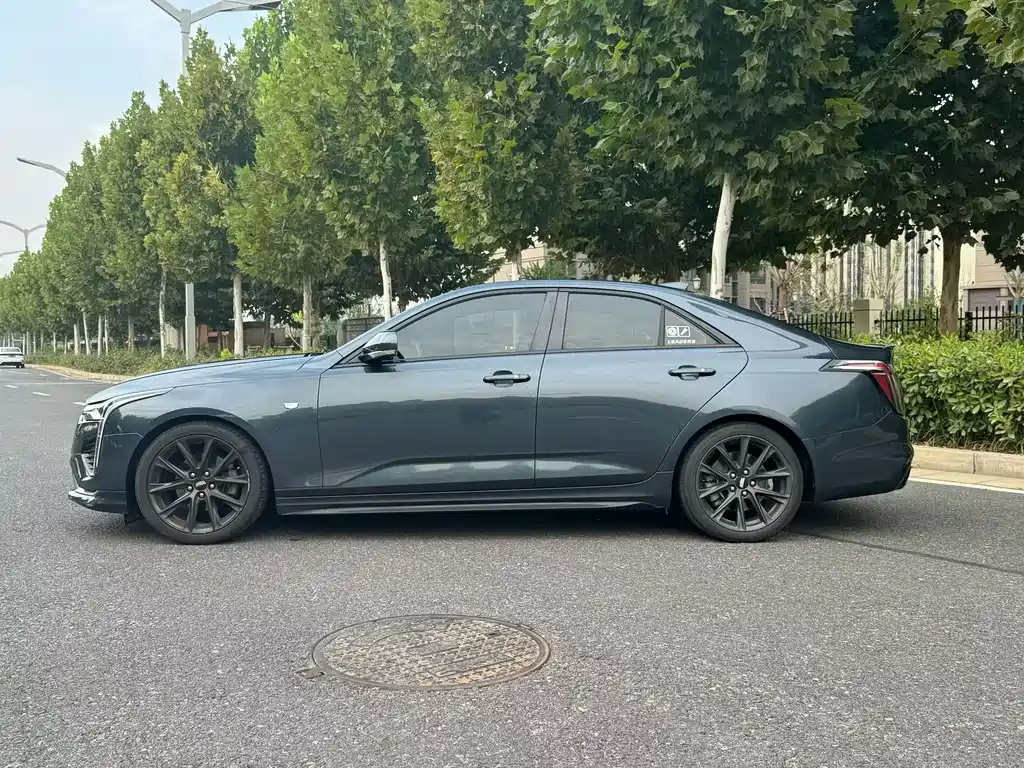 Cadillac CT4 — миниатюра 2
