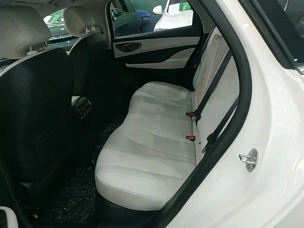BYD Seal 05 DM-i — миниатюра 17