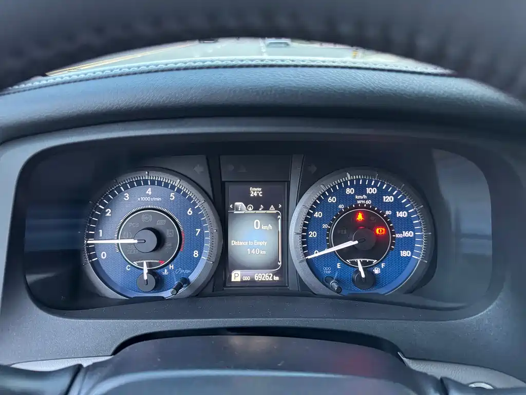Toyota Sienna — миниатюра 21
