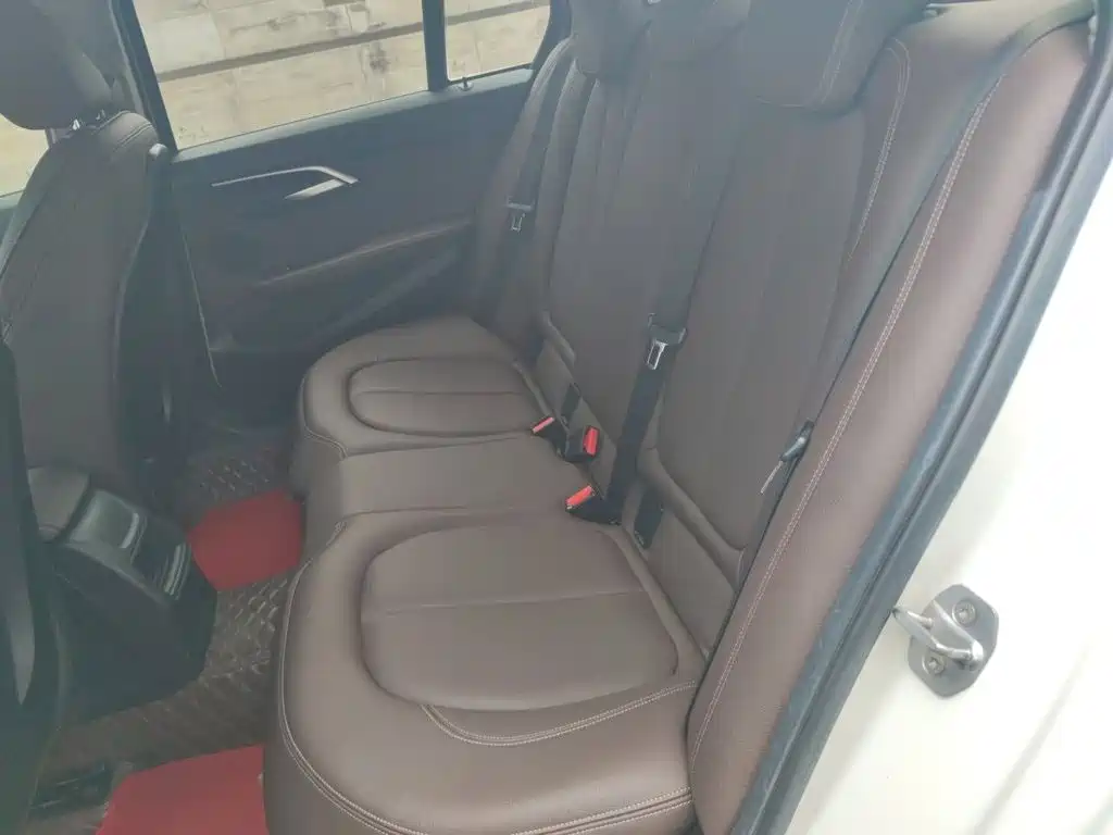 BMW 1 Series — миниатюра 18
