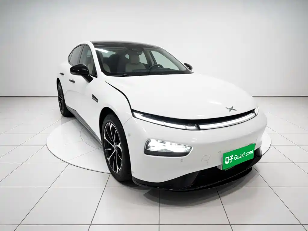 XPeng P7 — миниатюра 3
