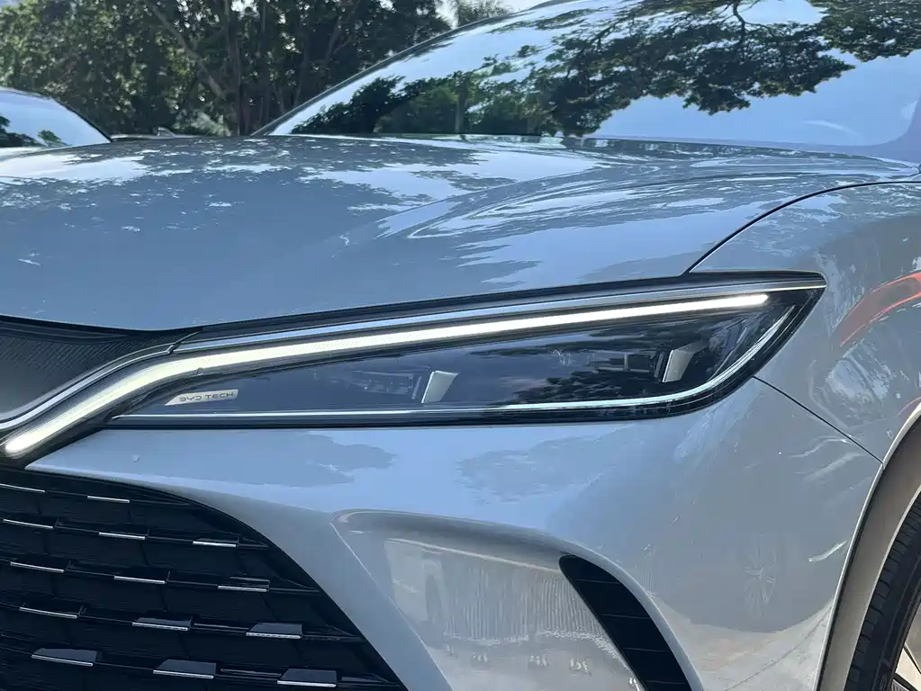 BYD L DM-i — миниатюра 2