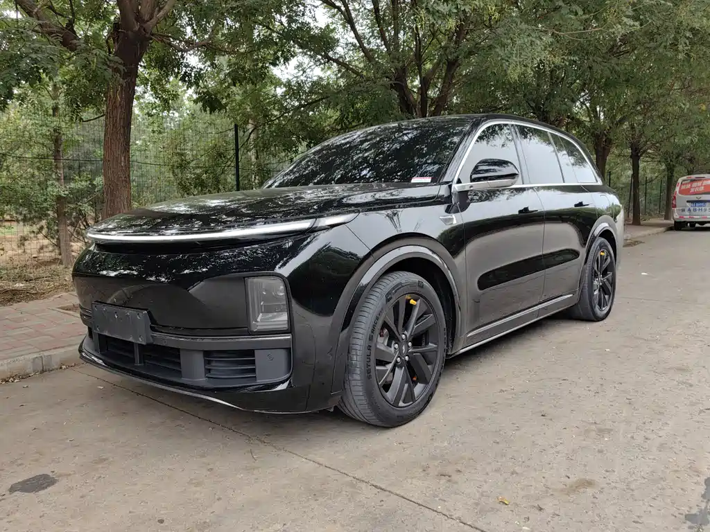 Li Auto Li L8 2023