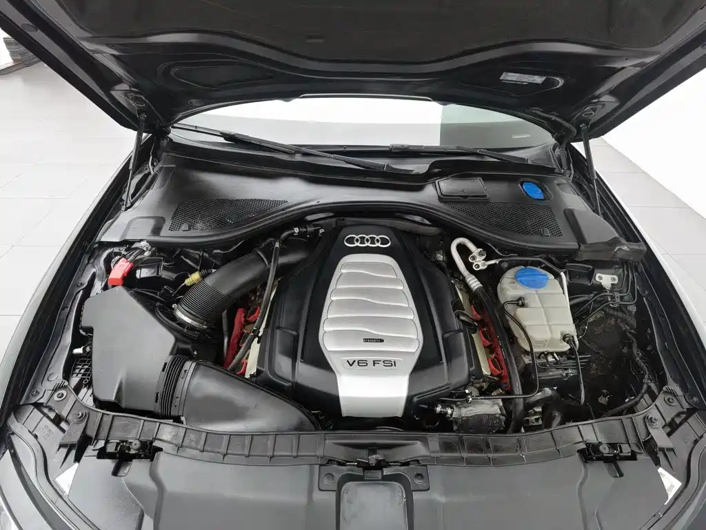 Audi A6L — миниатюра 6