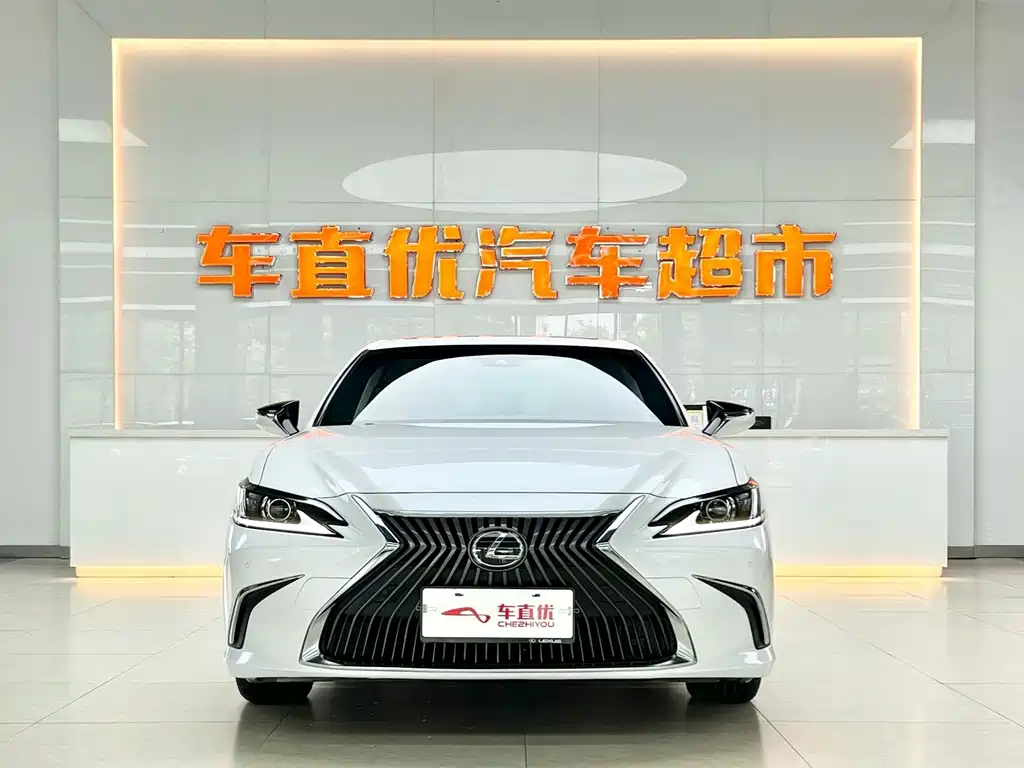 Lexus ES — миниатюра 3