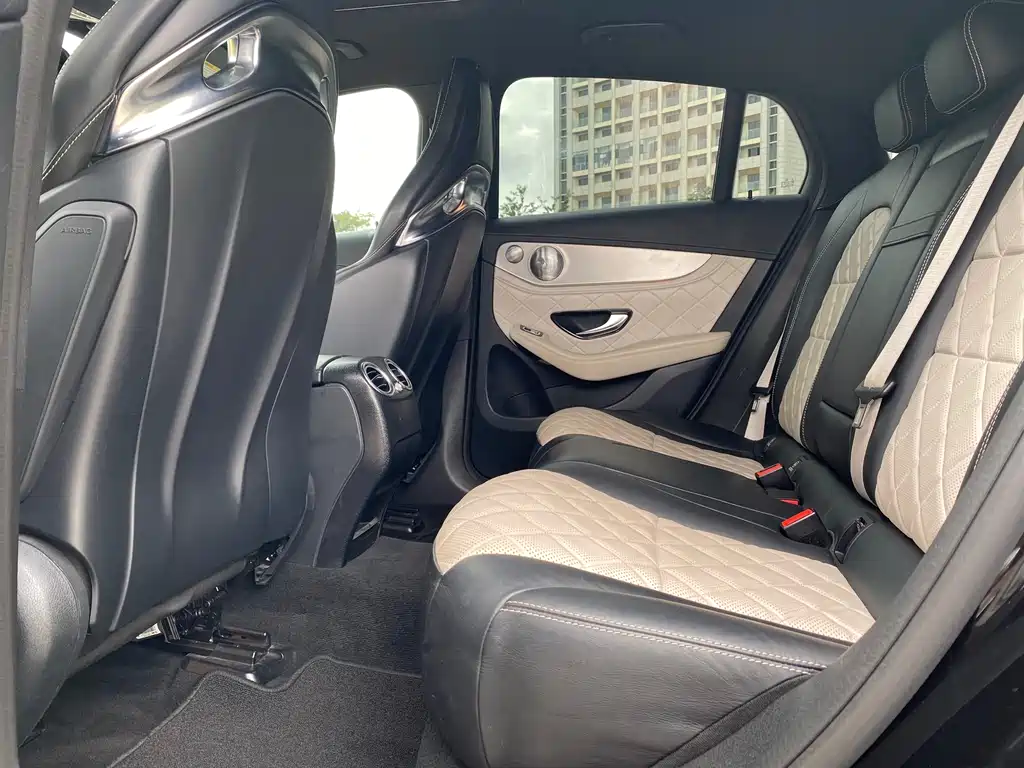 MERCEDES-BENZ GLC COUPE AMG