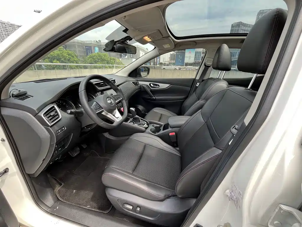Nissan Qashqai — миниатюра 5
