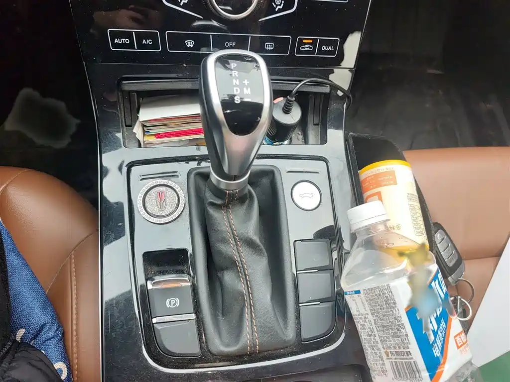 Hongqi H5 2019 30TD