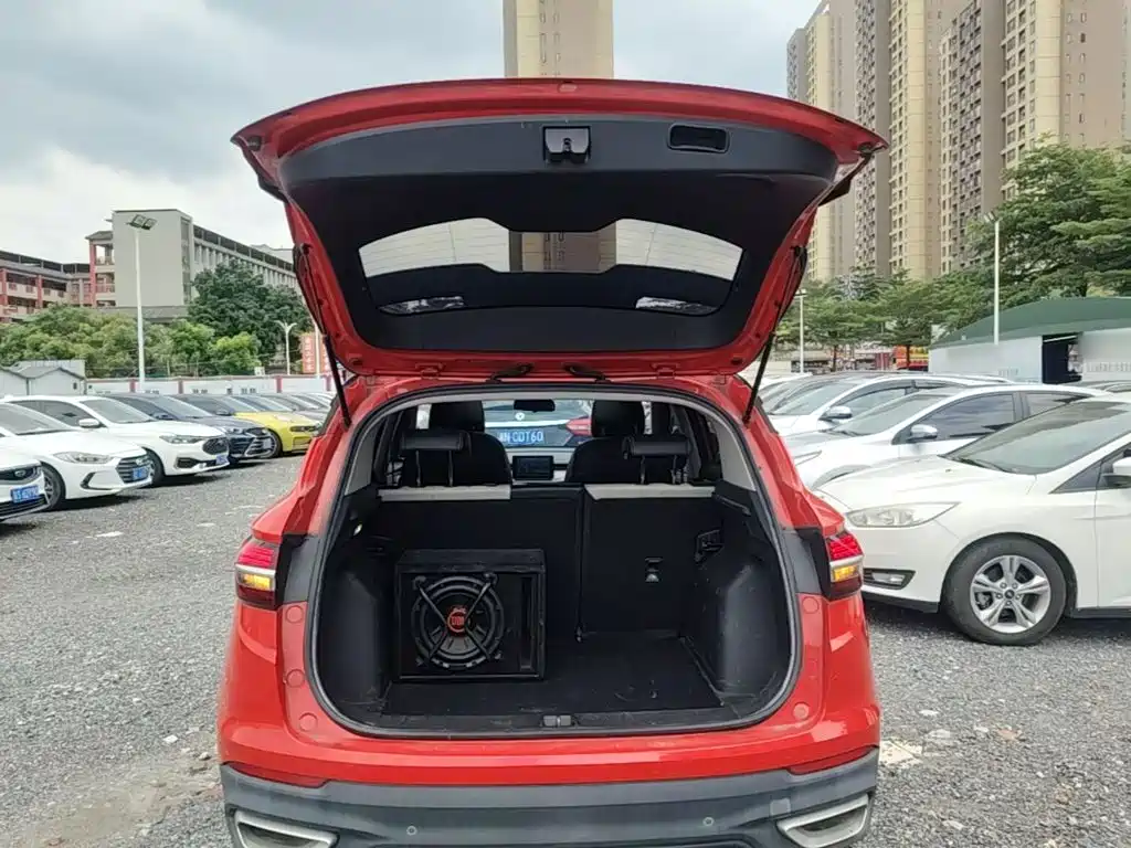 Geely Binyue — миниатюра 19