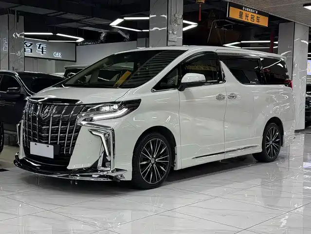 toyota elfa