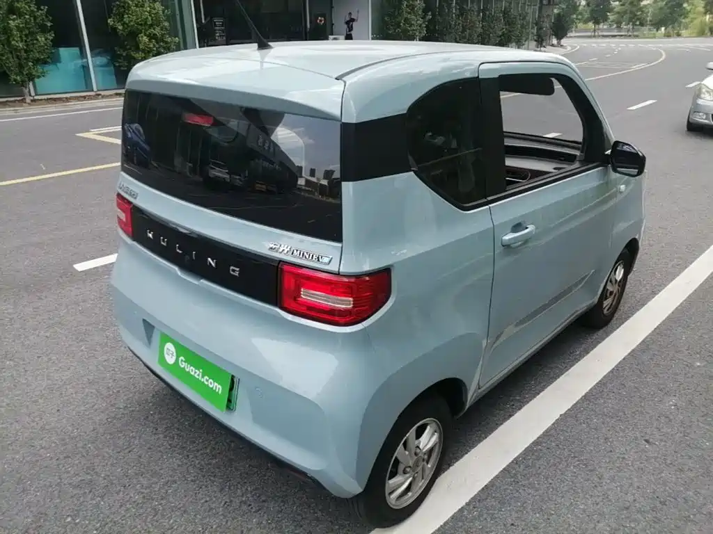Wuling MINIEV — миниатюра 7
