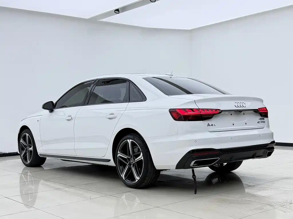 Audi A4L — миниатюра 7