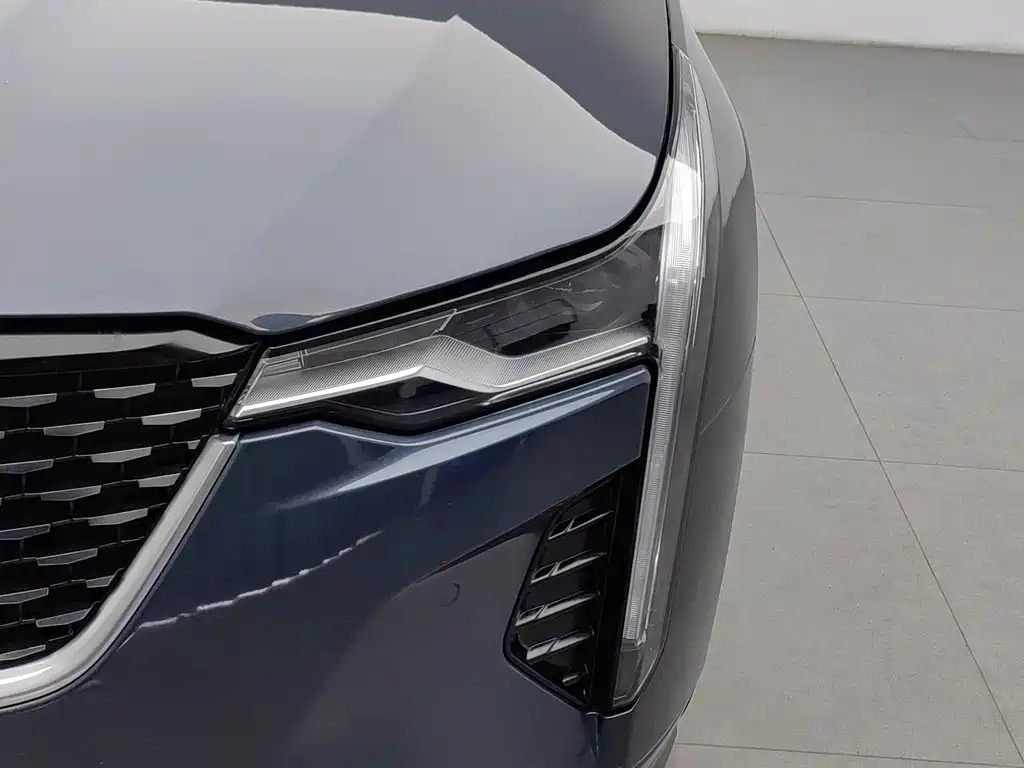 Cadillac CT4 — миниатюра 7