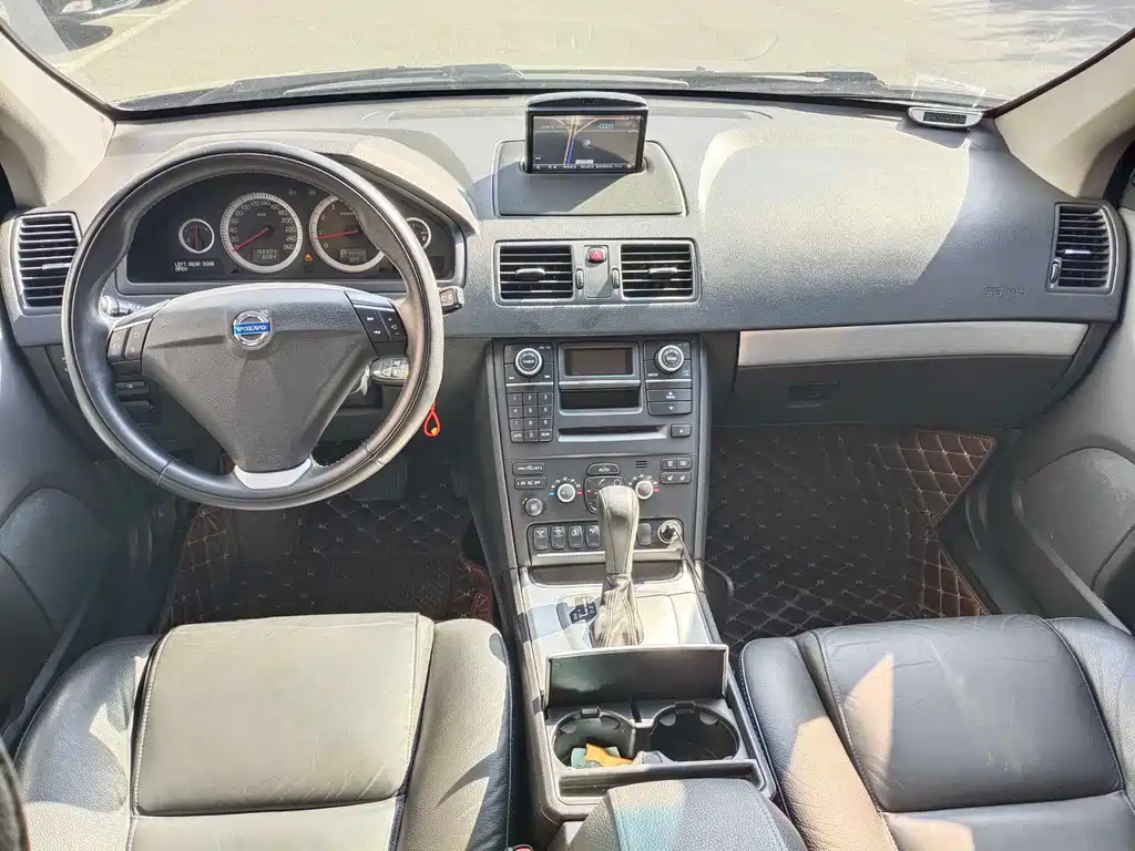 Volvo XC Classic — миниатюра 9