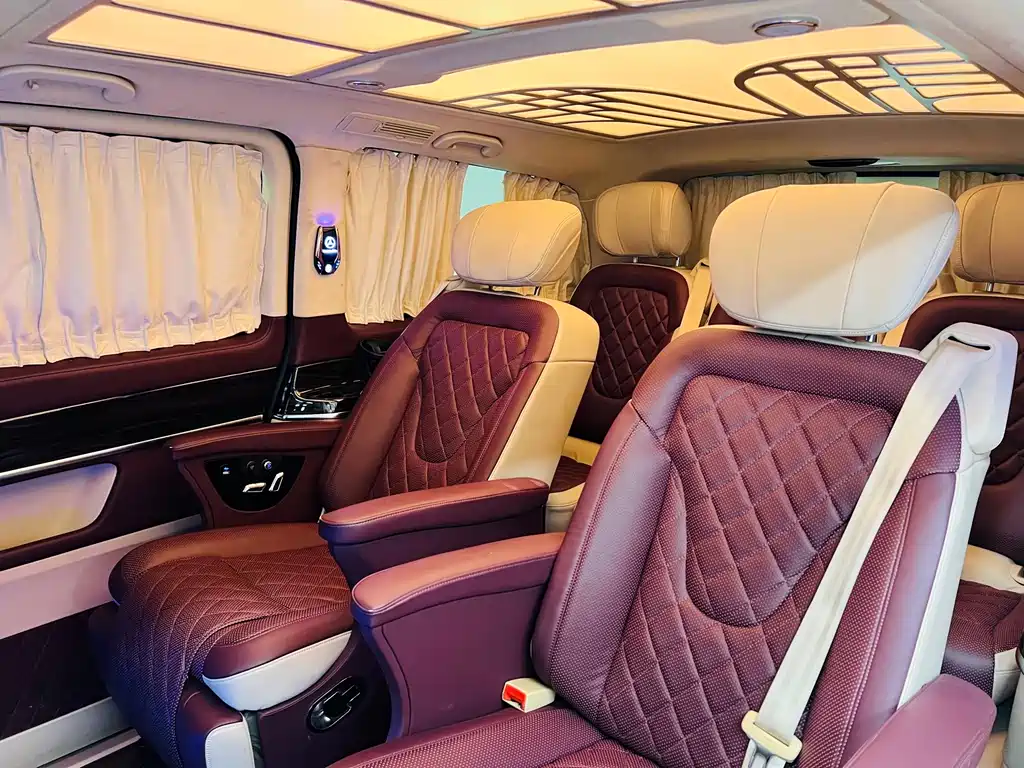 Mercedes-Benz V-Class — миниатюра 10