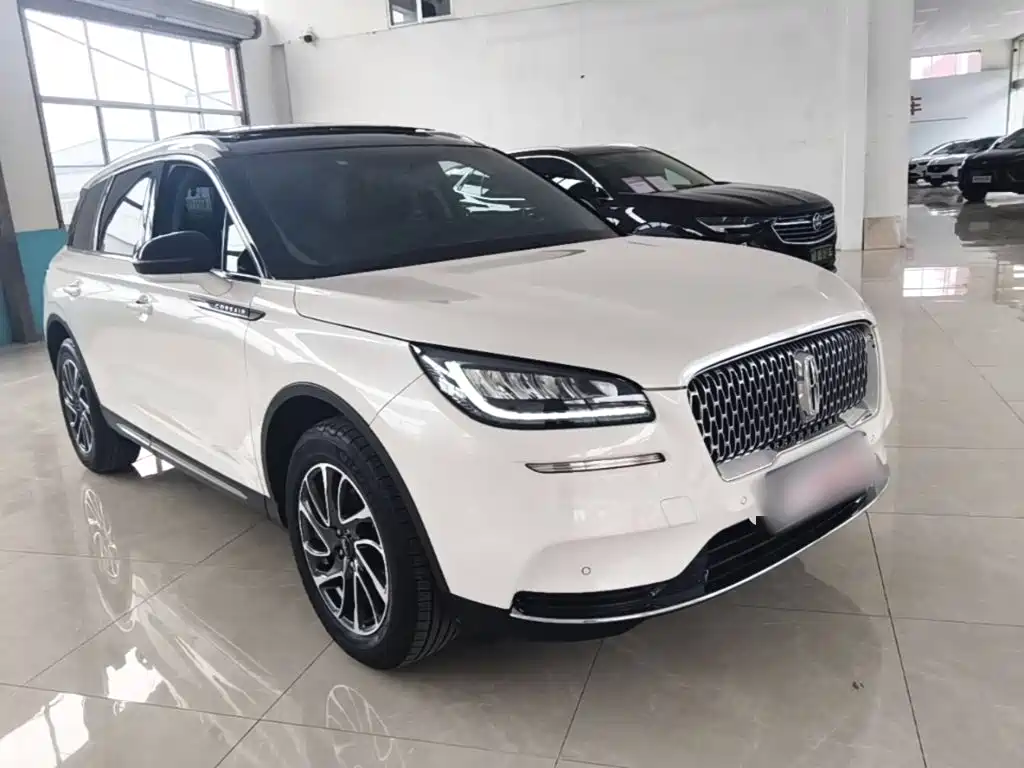 Lincoln Corsair — миниатюра 4