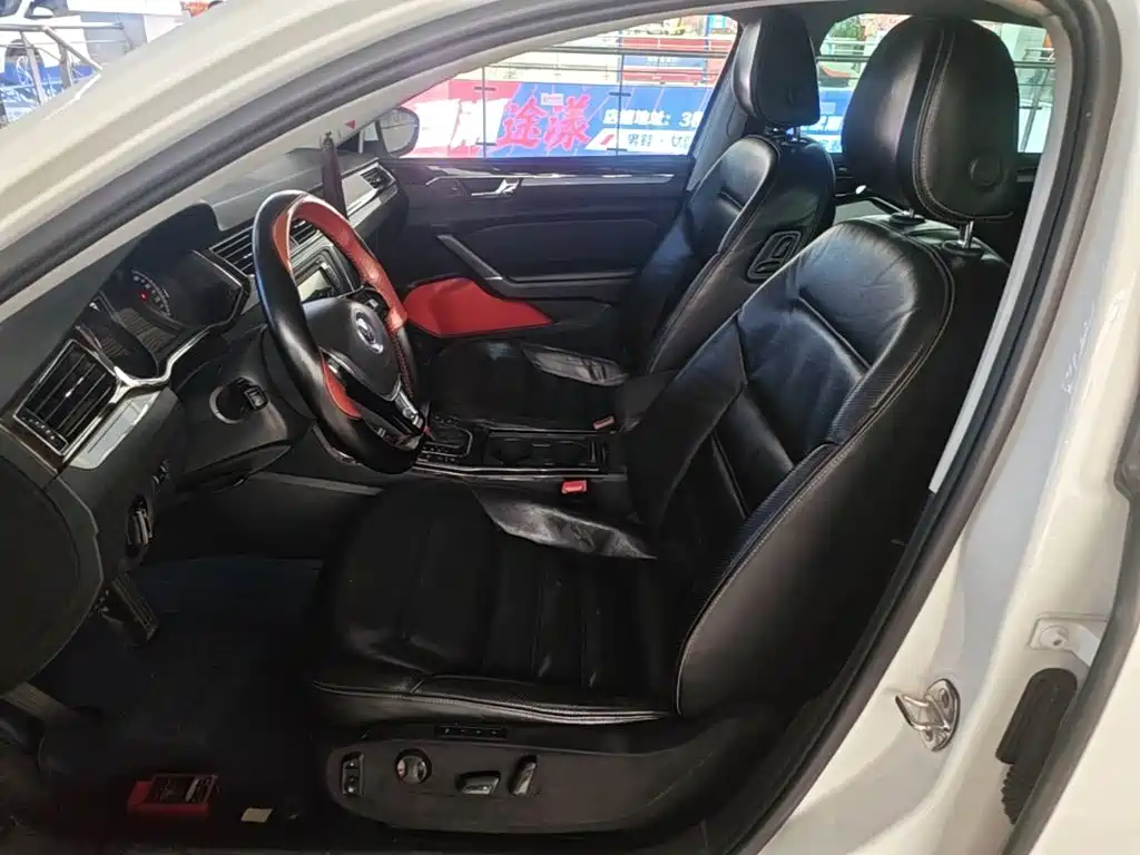Volkswagen Passat — миниатюра 15